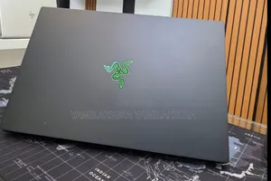 New Laptop Razer Blade 16GB Intel Core i7 SSD 512GB