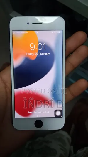 Apple iPhone 7 32 GB Black