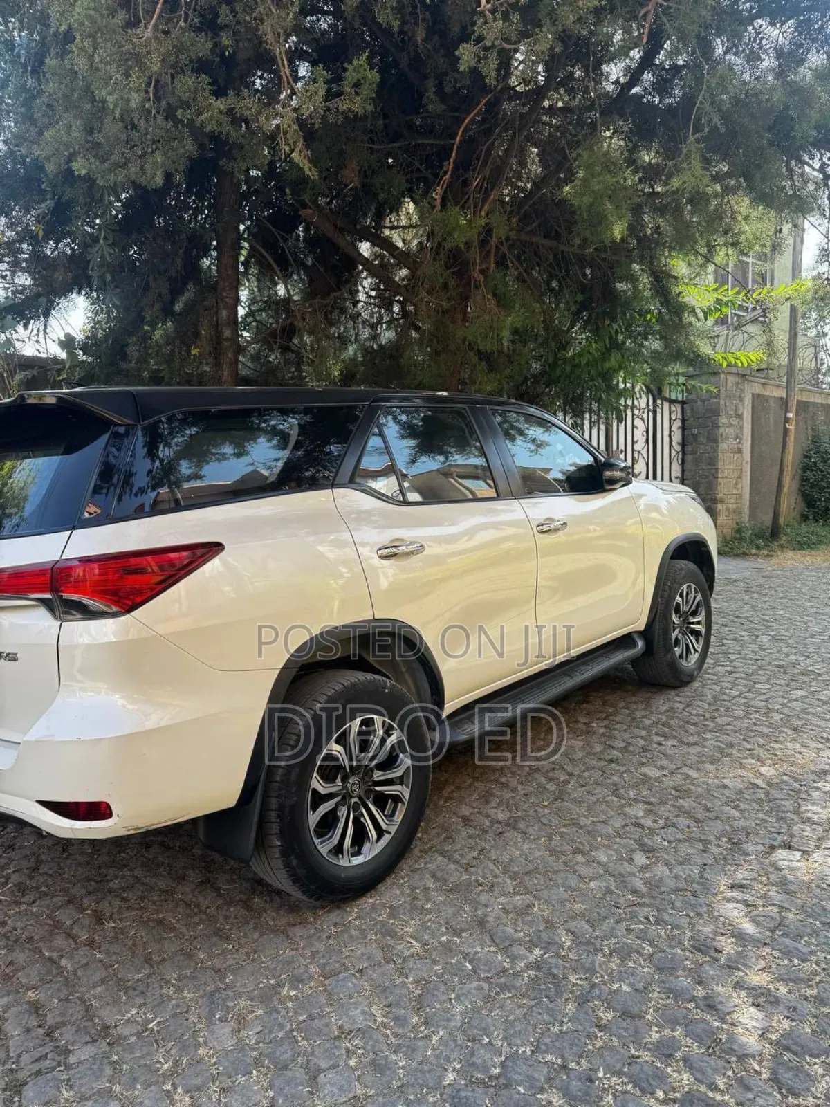 Toyota Fortuner 2.8 D AWD 2019 White