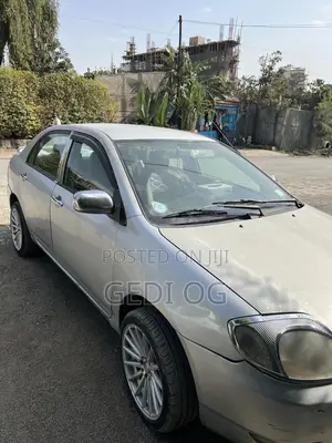 Toyota Corolla 2003 Silver