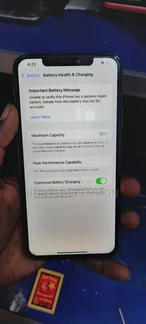 New Apple iPhone 11 Pro Max 256 GB Gold