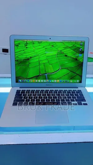 New Laptop Apple MacBook Air 2014 4GB Intel Core i5 SSD 256GB