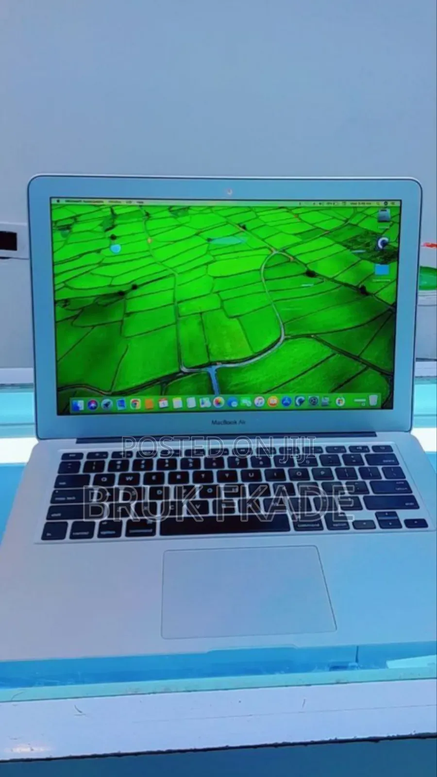New Laptop Apple MacBook Air 2014 4GB Intel Core i5 SSD 256GB