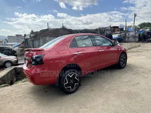 Toyota Yaris 2008 Red