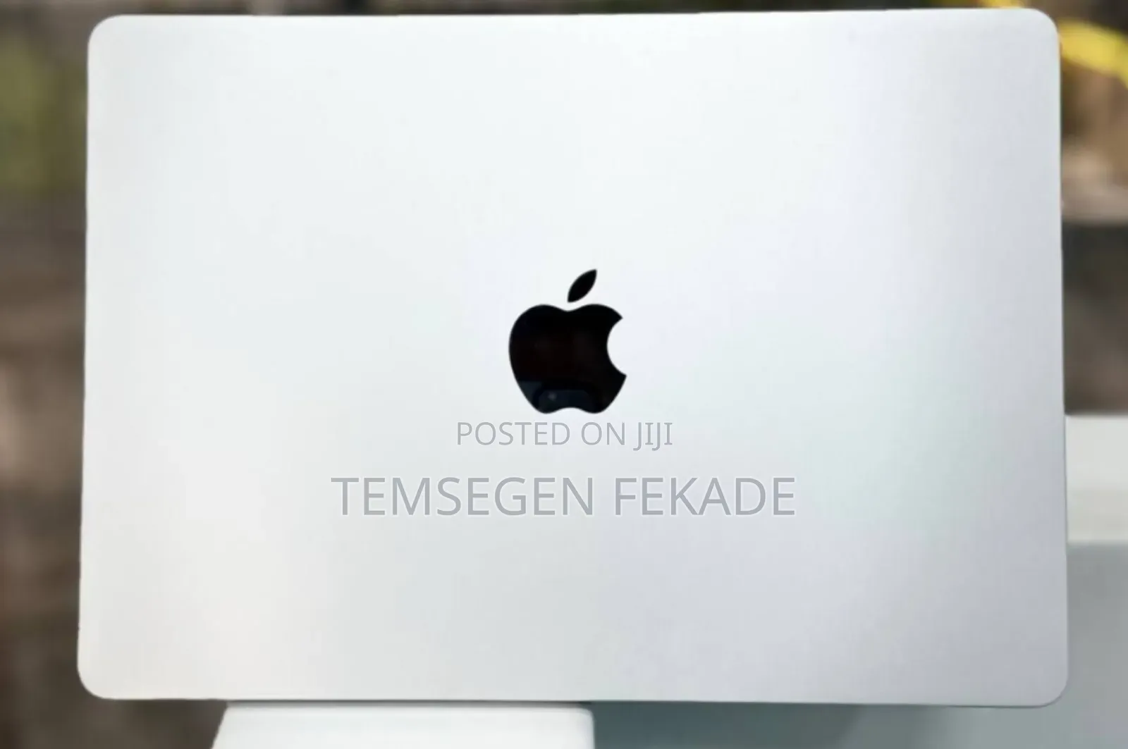 New Laptop Apple MacBook Air 2022 M2 8GB Apple M2 SSD 256GB