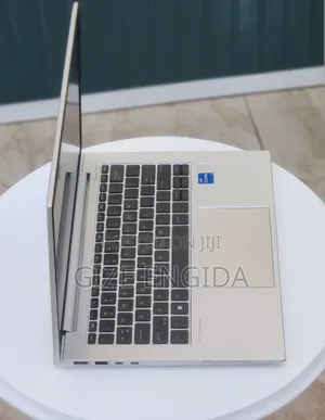 New Laptop HP EliteBook 840 16GB Intel Core i5 SSD 512GB