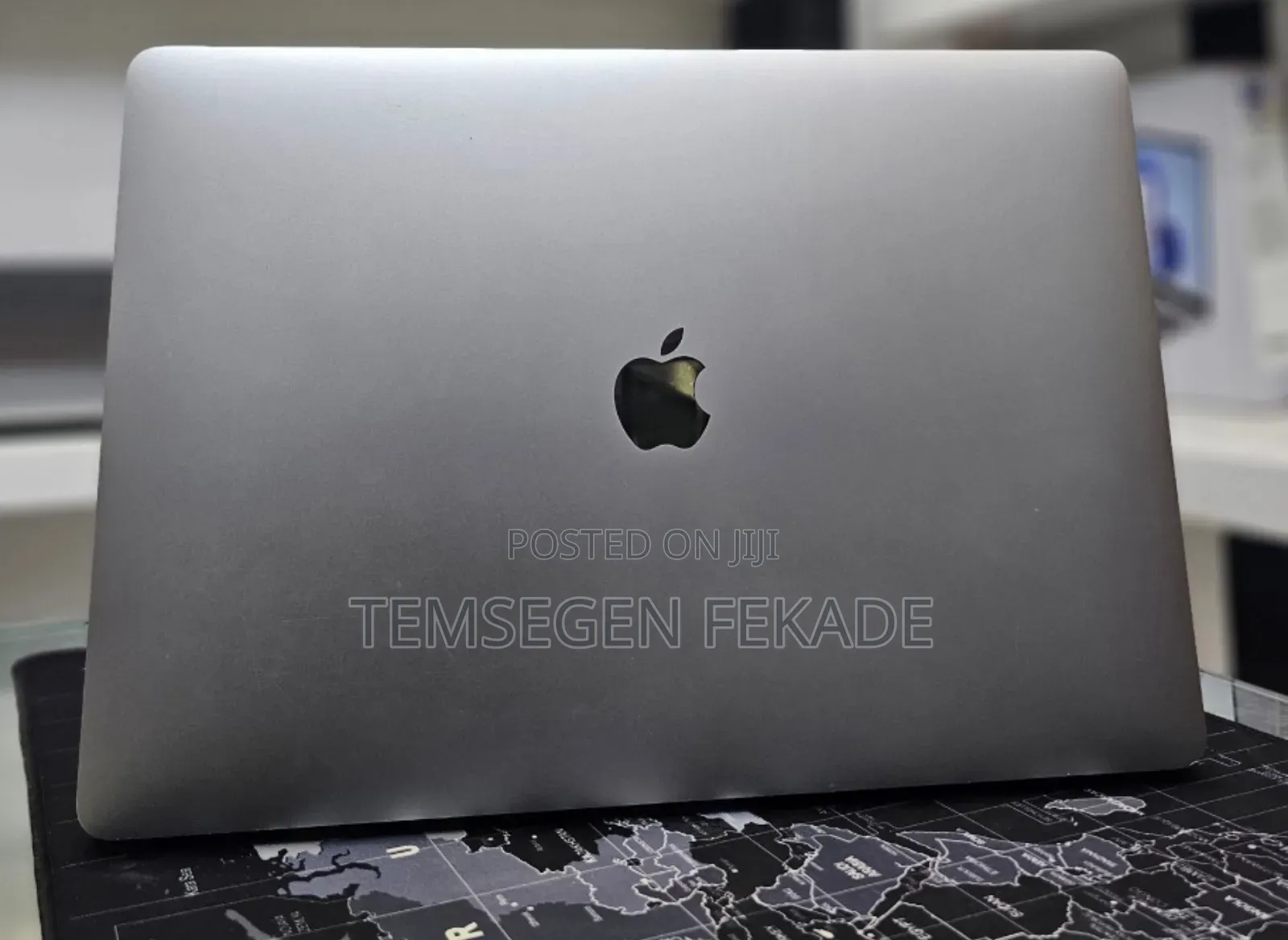 New Laptop Apple MacBook Pro 2019 16GB Intel Core i9 SSD 512GB