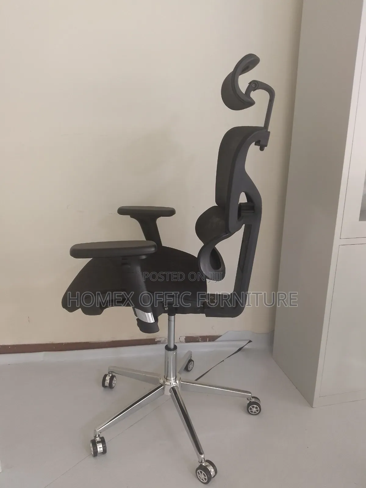 Office Managerial Mesh Chair (Ergonomic)