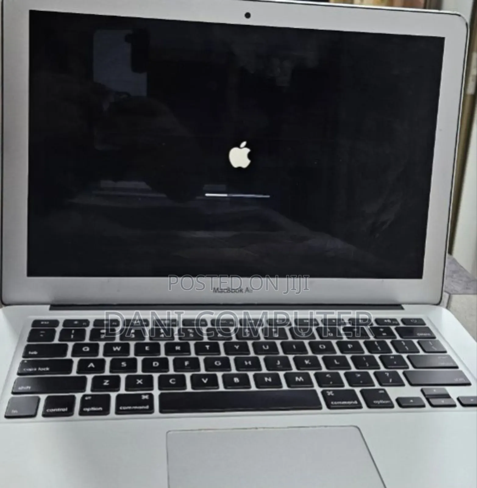 New Laptop Apple MacBook Air 2017 8GB SSD 256GB