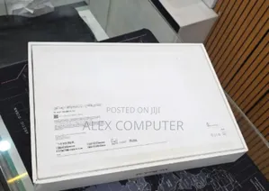 New Laptop Apple MacBook Air 2025 M4 15-inch 16GB Apple M4 SSD 256GB