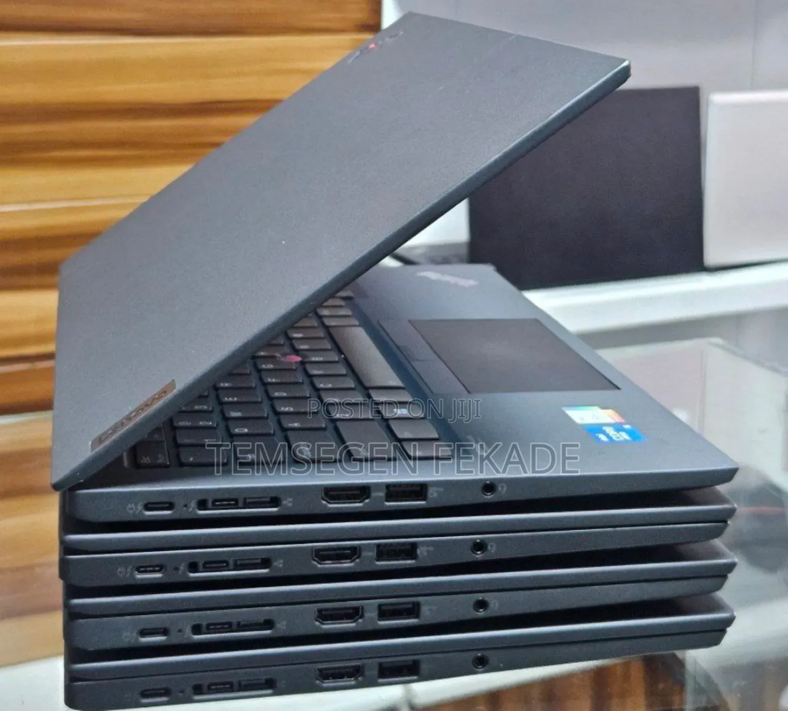 New Laptop Lenovo ThinkPad T14s G4 16GB Intel Core i5 SSD 512GB