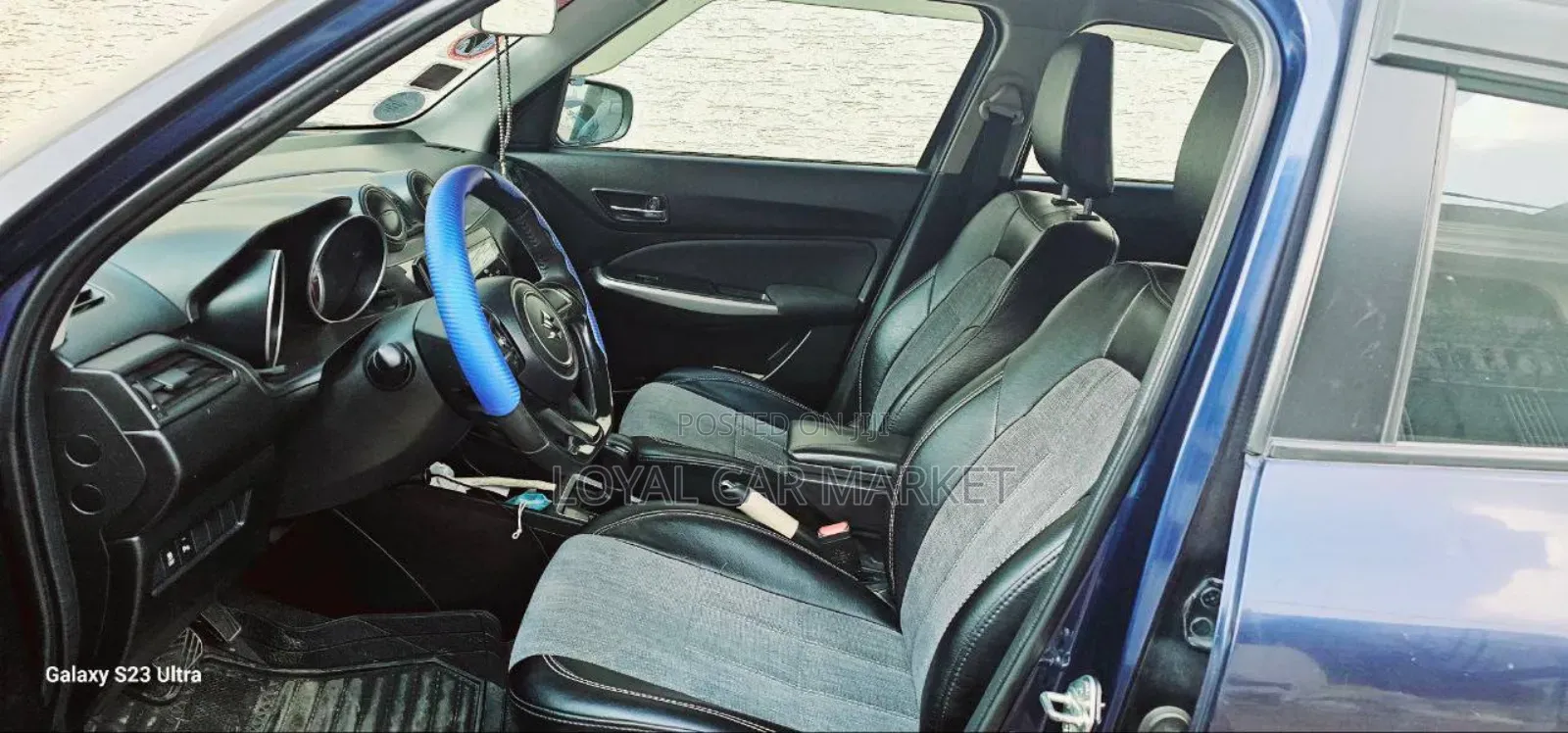 Suzuki Swift 2021 Blue