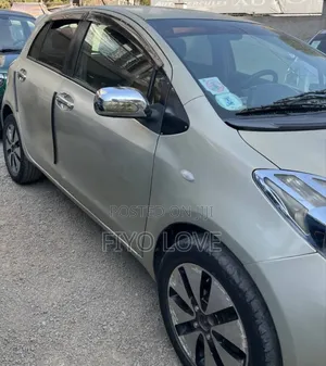 Toyota Yaris 2007 Silver