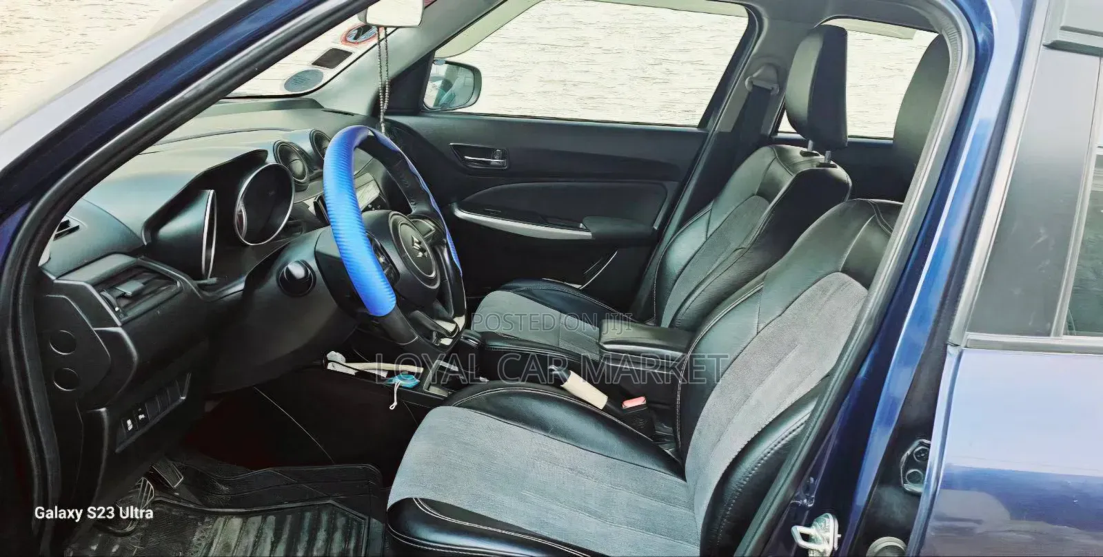 Suzuki Swift 2021 Blue