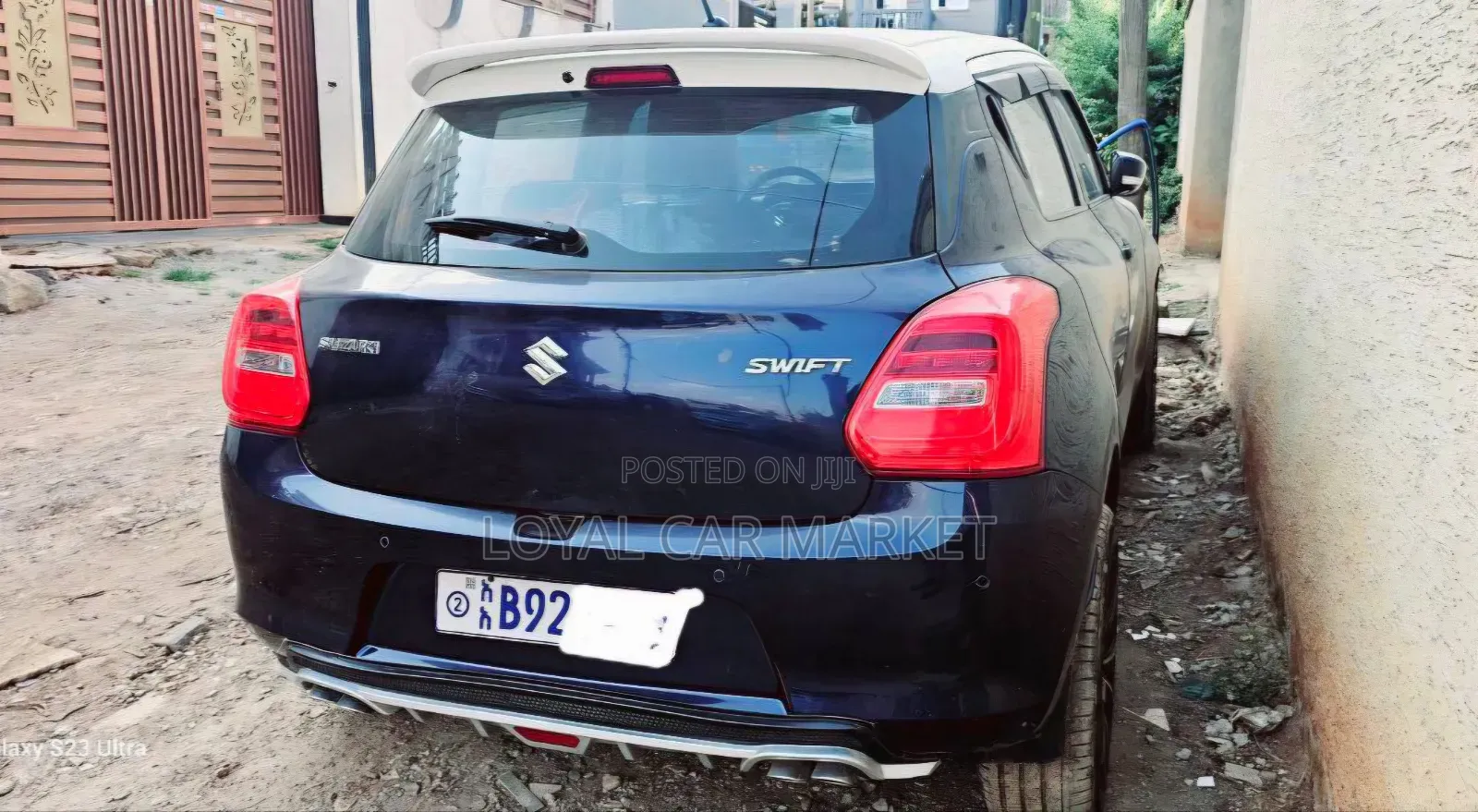 Suzuki Swift 2021 Blue