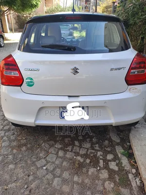 Suzuki Swift RS 2022 White