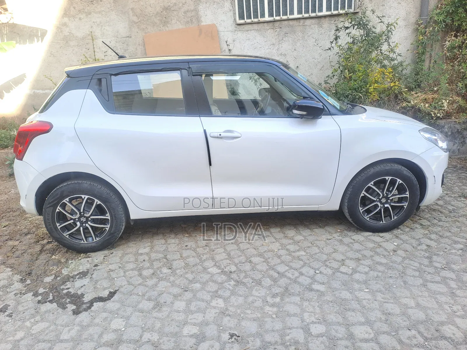 Suzuki Swift RS 2022 White