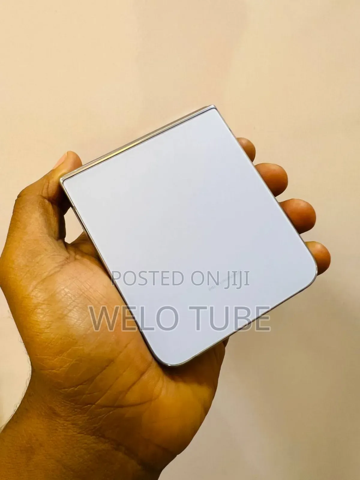 New Samsung Galaxy Z Flip4 256 GB Purple