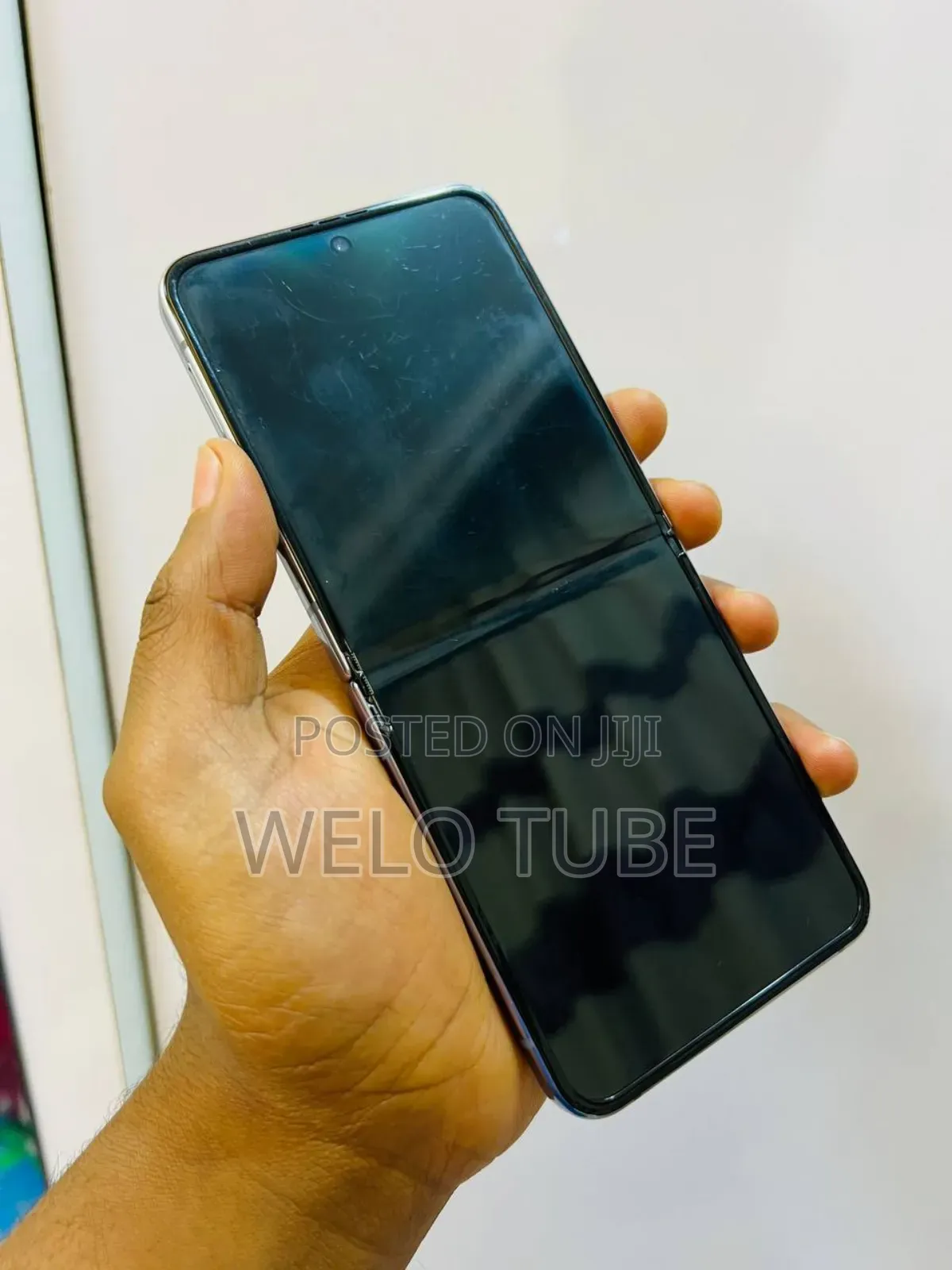 New Samsung Galaxy Z Flip4 256 GB Purple