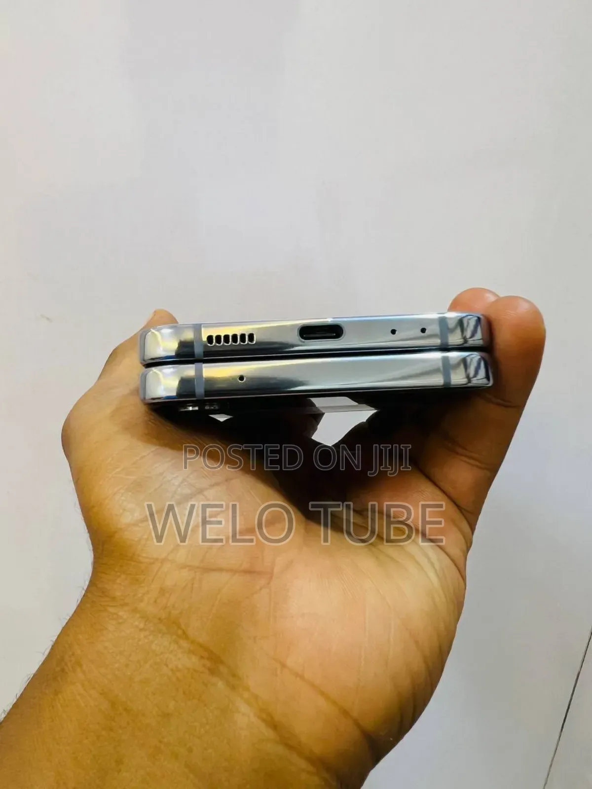 New Samsung Galaxy Z Flip4 256 GB Purple