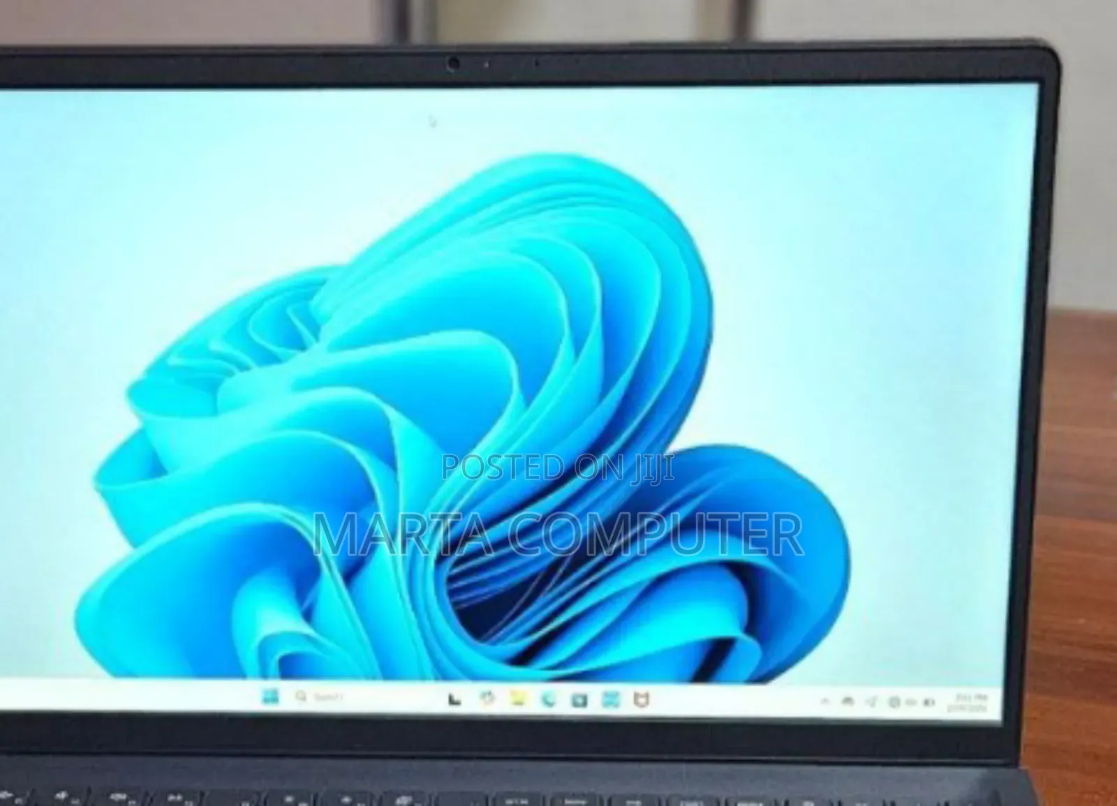 New Laptop Dell Inspiron 15 16GB AMD Ryzen 7 SSD 512GB