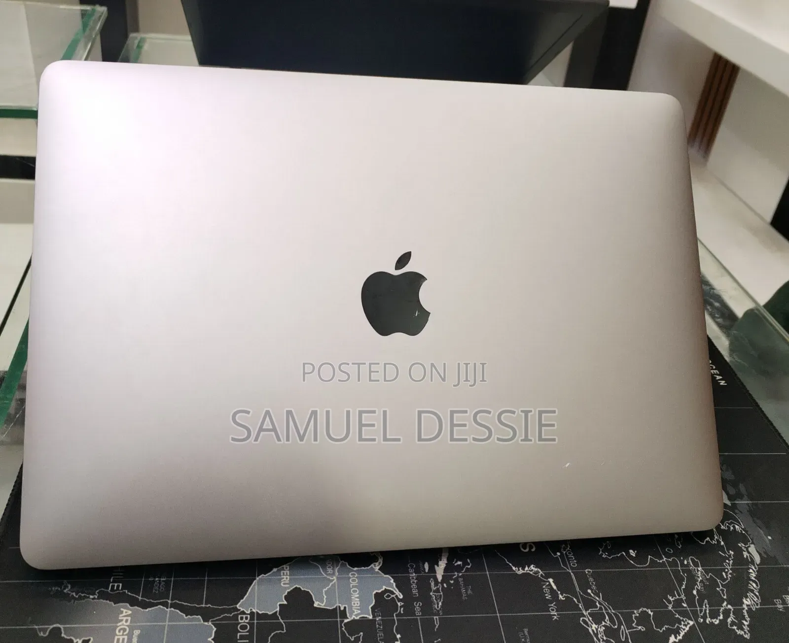 New Laptop Apple MacBook Pro 2020 M1 8GB Apple M1 SSD 256GB