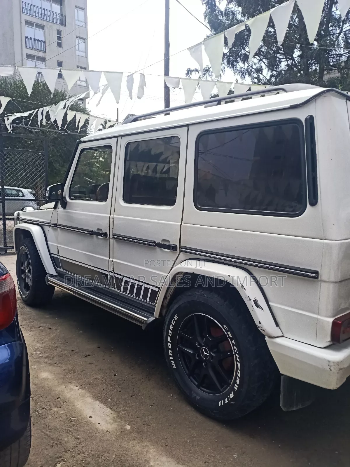 Mercedes-Benz E200 1990 White