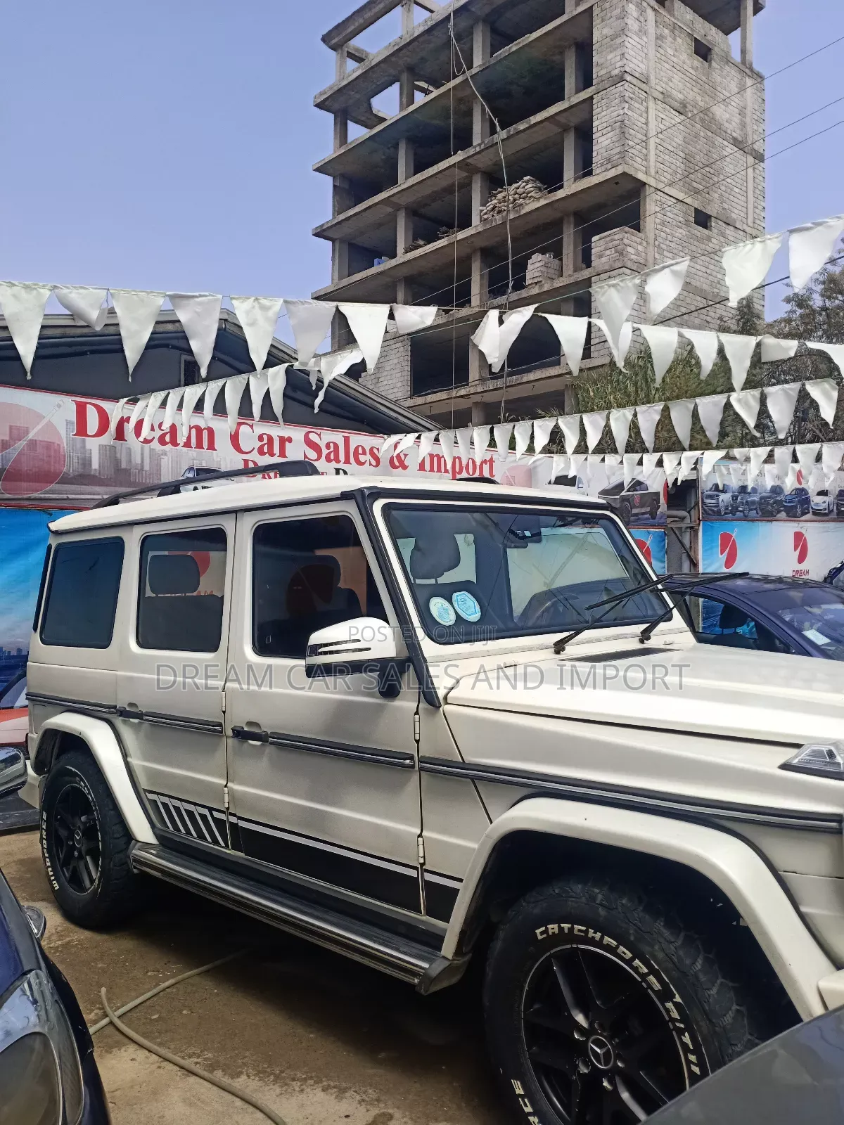 Mercedes-Benz E200 1990 White