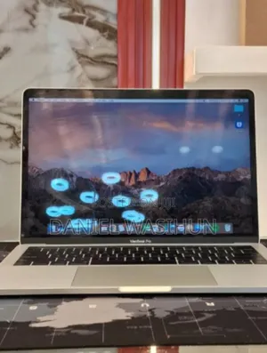 New Laptop Apple MacBook Pro 2016 8GB Intel Core i5 SSHD (Hybrid) 256GB