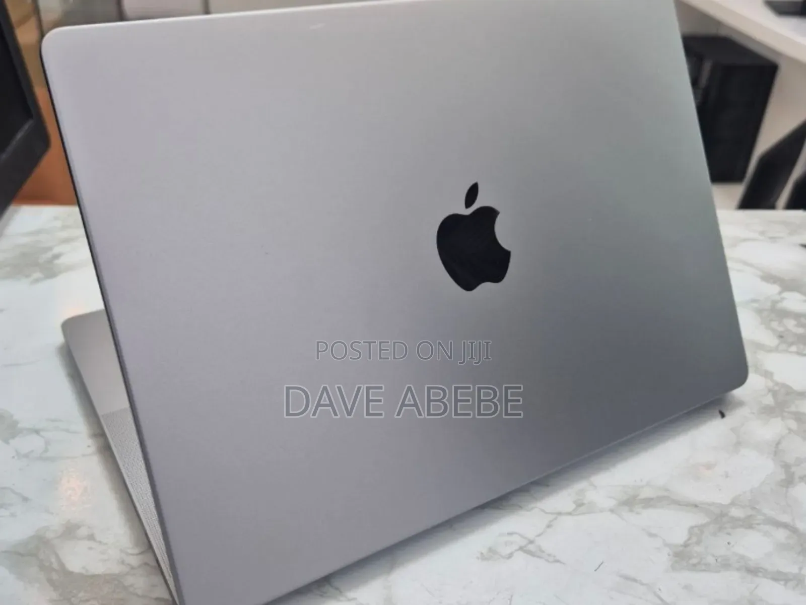 New Laptop Apple MacBook Pro M1 16GB Apple M1 SSD 512GB