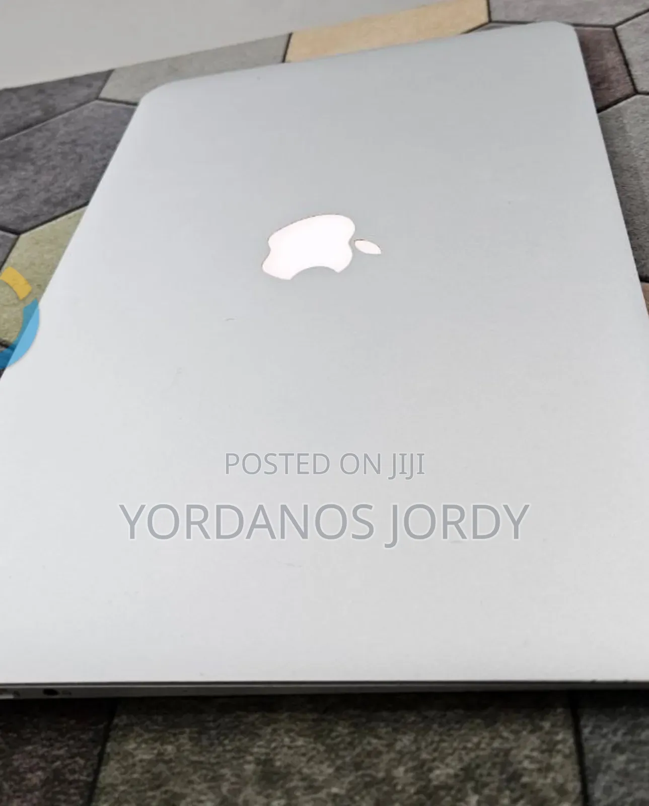 New Laptop Apple MacBook Air 2017 8GB Intel Core i5 SSD 256GB