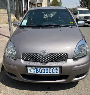 Toyota Vitz 2002 Brown