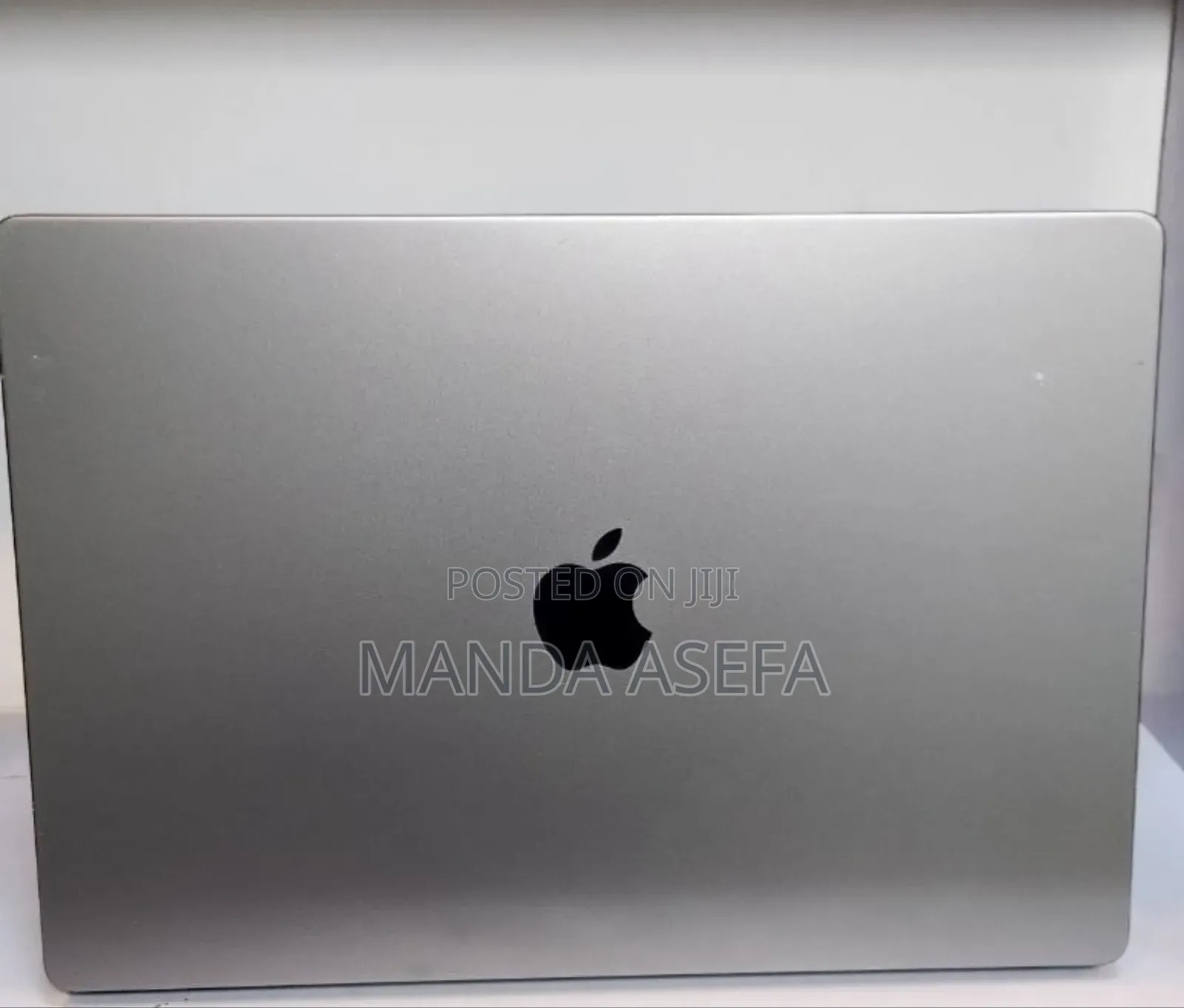 New Laptop Apple MacBook Pro M1 16GB Apple M1 Pro SSD 512GB