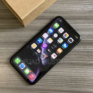 Apple XR 128 GB Black