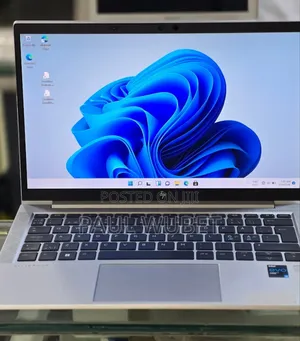 New Laptop HP EliteBook 830 16GB Intel Core i5 SSD 512GB