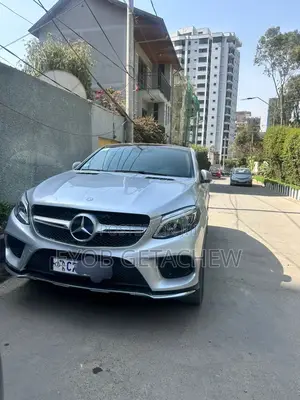 Mercedes-Benz GLE-Class 2016 Silver