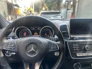 Mercedes-Benz GLE-Class 2016 Silver