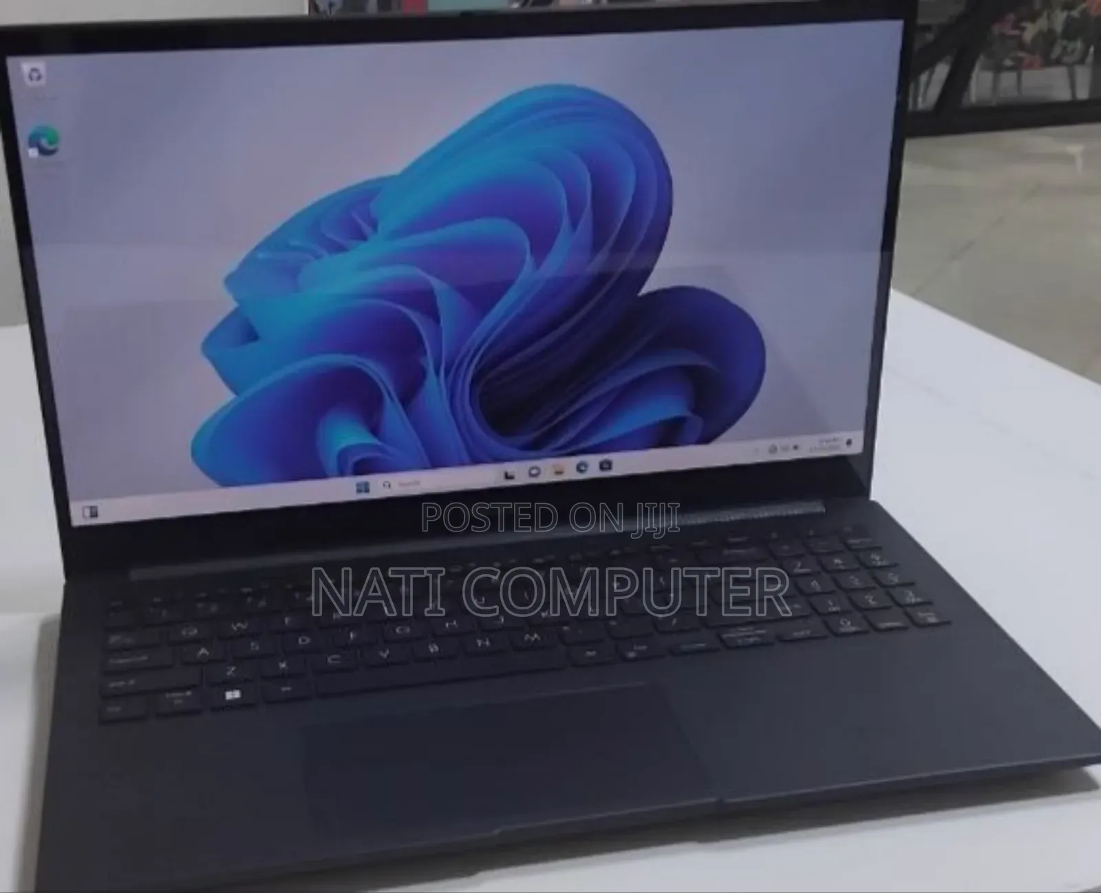 New Laptop Asus 16GB Intel Core i9 SSD 512GB