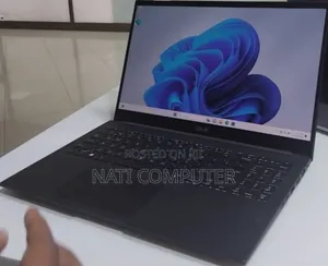 New Laptop Asus 16GB Intel Core i9 SSD 512GB
