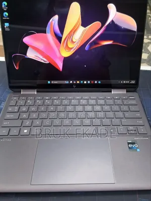 New Laptop HP Spectre X360 16GB Intel Core i7 SSD 1T