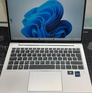 New Laptop HP EliteBook 830 G9 16GB Intel Core i5 SSD 512GB
