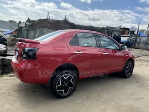 Toyota Yaris 2008 Red