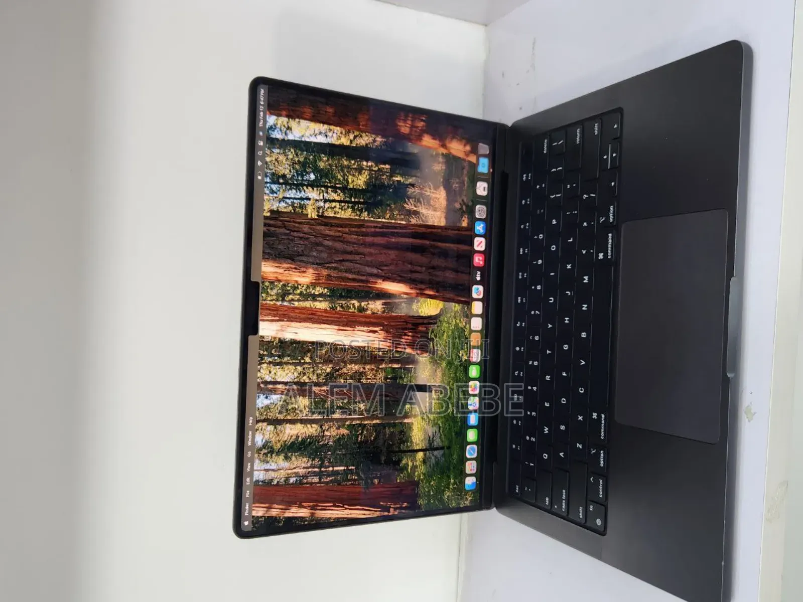 New Apple MacBook Pro 2024 M4 14-inch 16GB Apple M4 Pro SSD 512GB