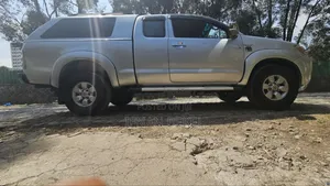 Toyota Hilux 2008 Silver
