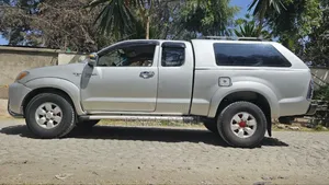 Toyota Hilux 2008 Silver