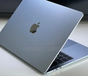 New Laptop Apple MacBook Air 2025 M4 13-inch 16GB Apple M4 SSD 256GB