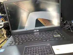 Laptop Asus Vivobook E410M 4GB Intel Celeron SSD 60GB