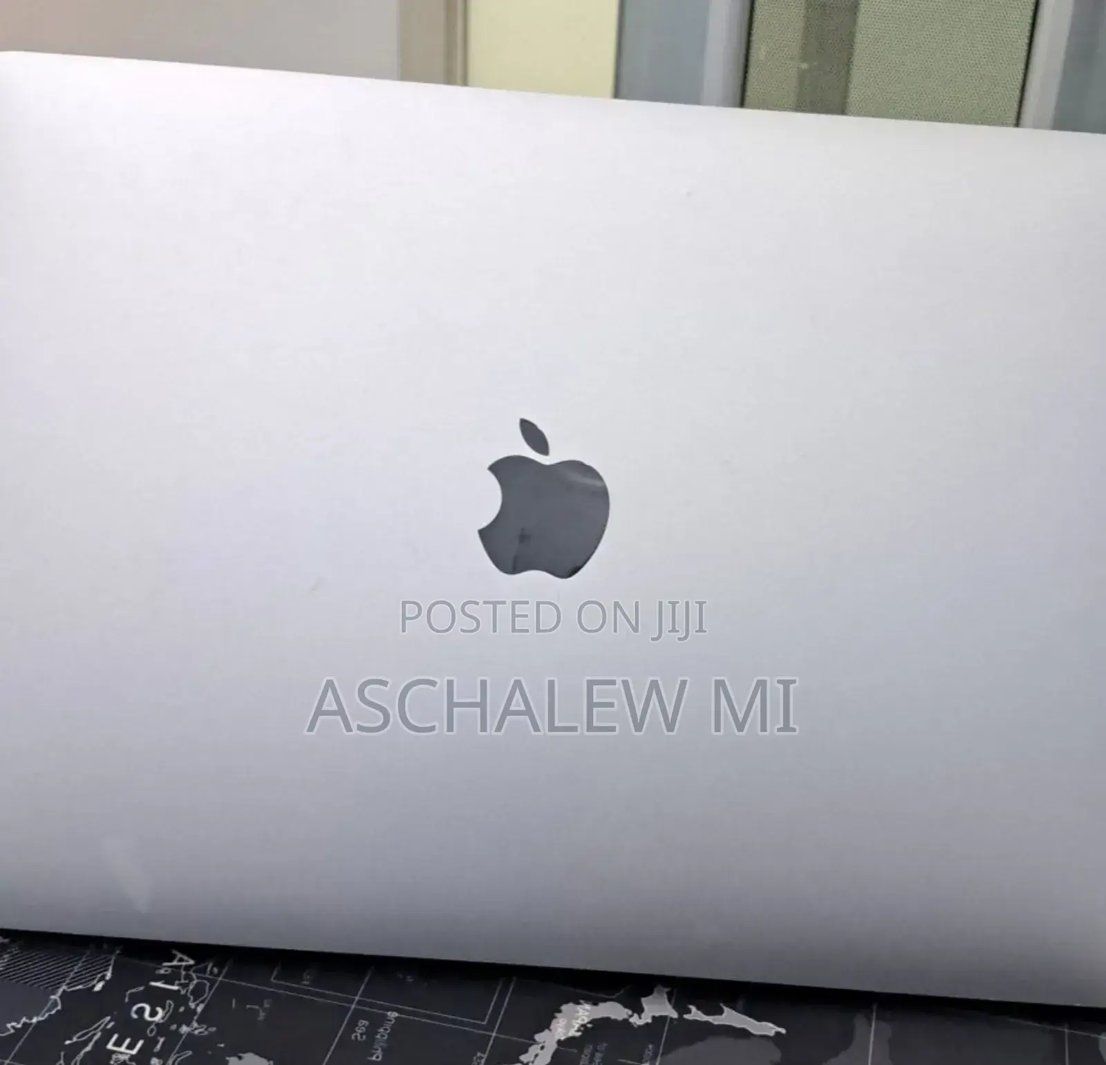 New Laptop Apple MacBook Pro 2022 M2 8GB Apple M2 SSD 256GB