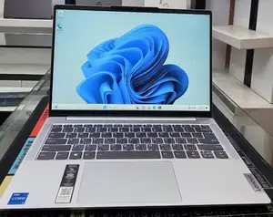 New Laptop Lenovo Ideapad 3 16GB Intel Core i5 SSD 512GB
