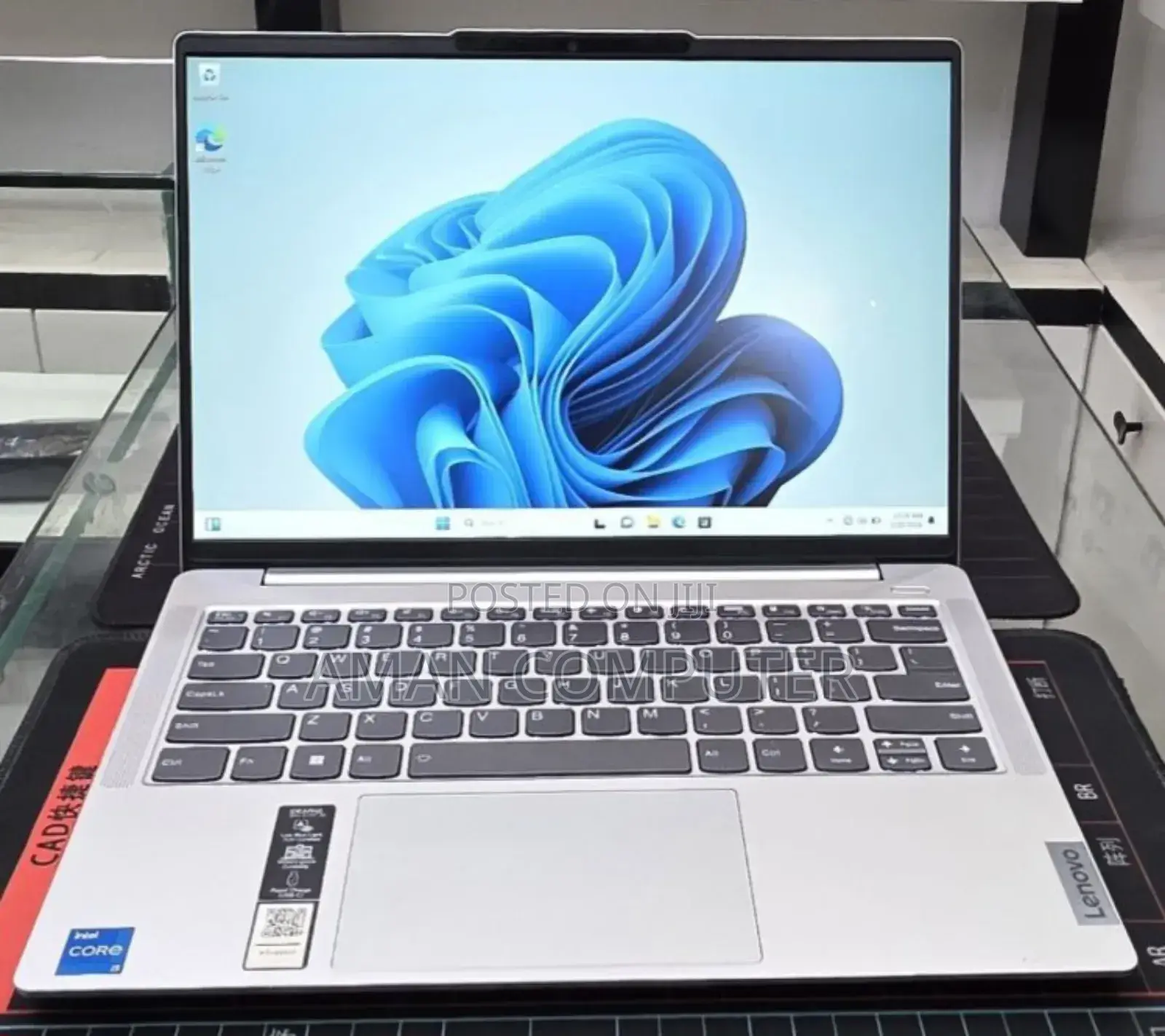 New Laptop Lenovo Ideapad 3 16GB Intel Core i5 SSD 512GB
